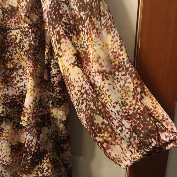 🤠Christopher & Banks Lightweight Layered Blouse Size Large - Picture 3 of 7